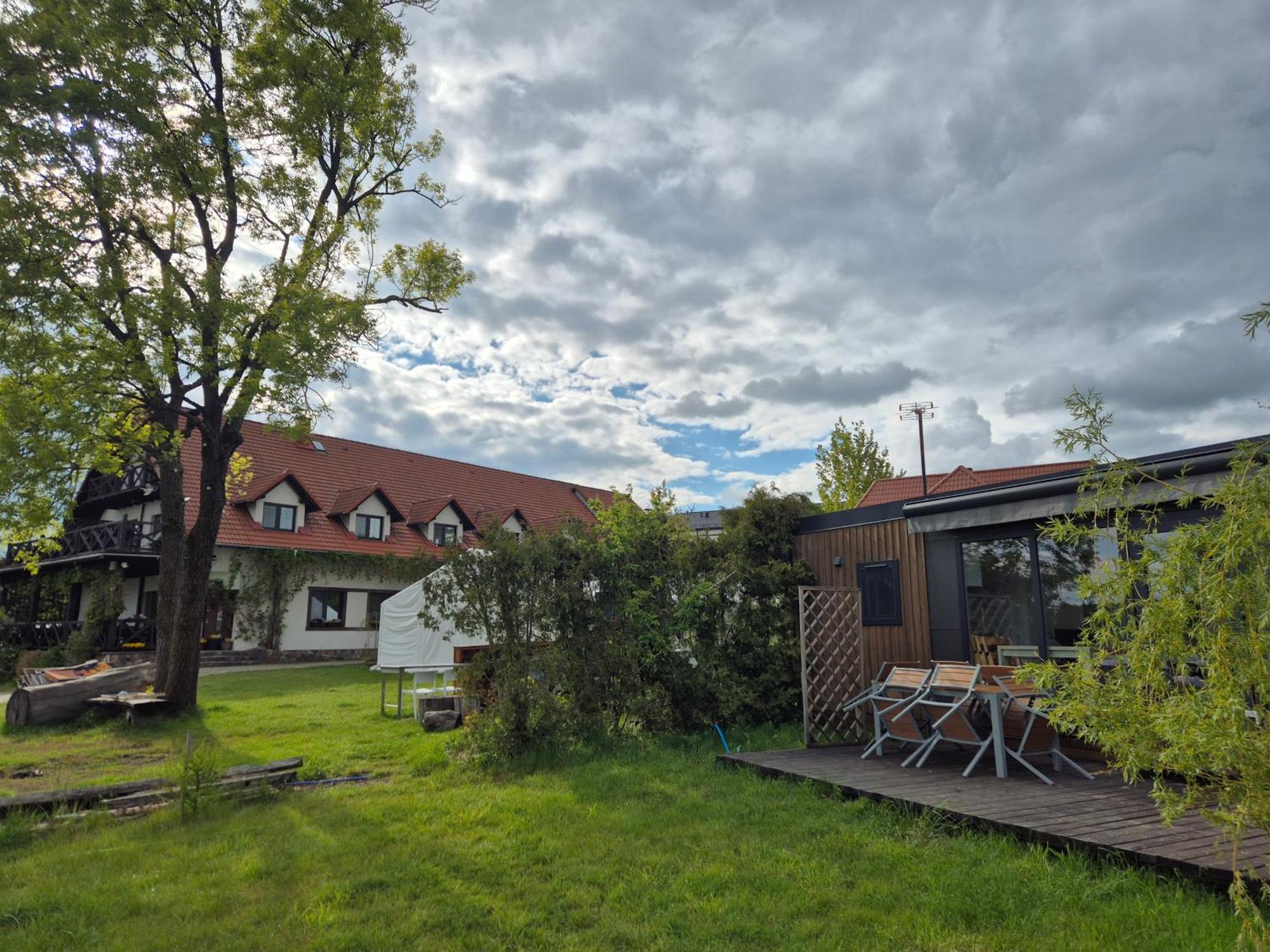 Pensjonat Rybaczowka - Noclegi, Restauracja, Port Bogaczewo  Exterior foto